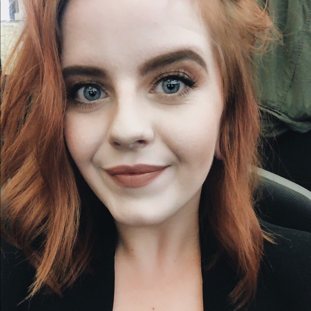 Meet your Posher, Olivia